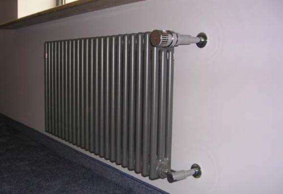 Монтаж радиаторов отопления в офисном здании